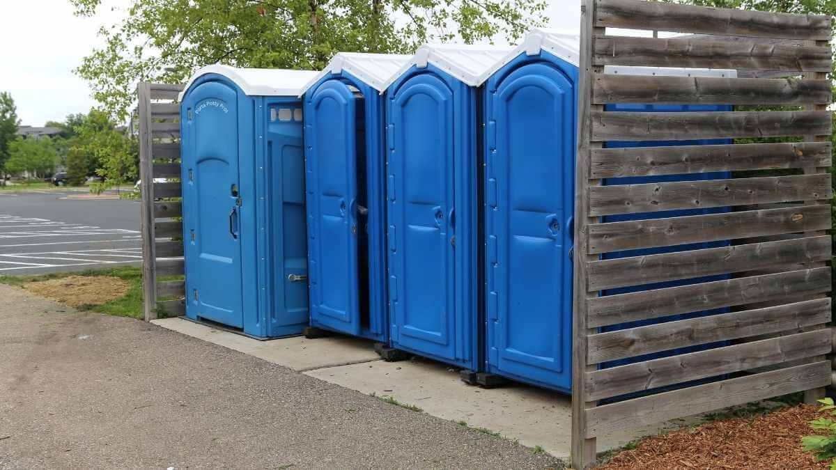 Porta Potty Rental Pros - Quality Portable Restroom Services in Fairfax, MO, 64446